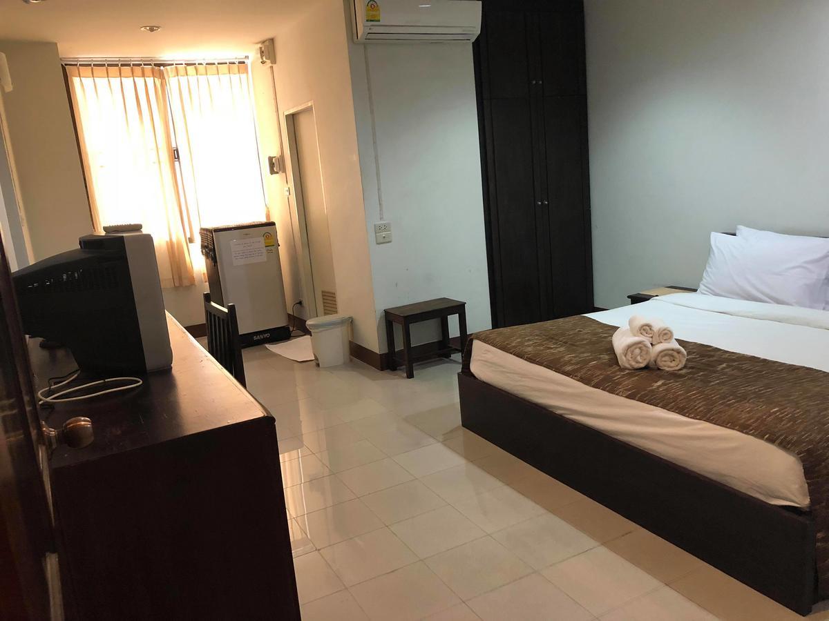 Vipa House Hotel Chiang Mai Ngoại thất bức ảnh