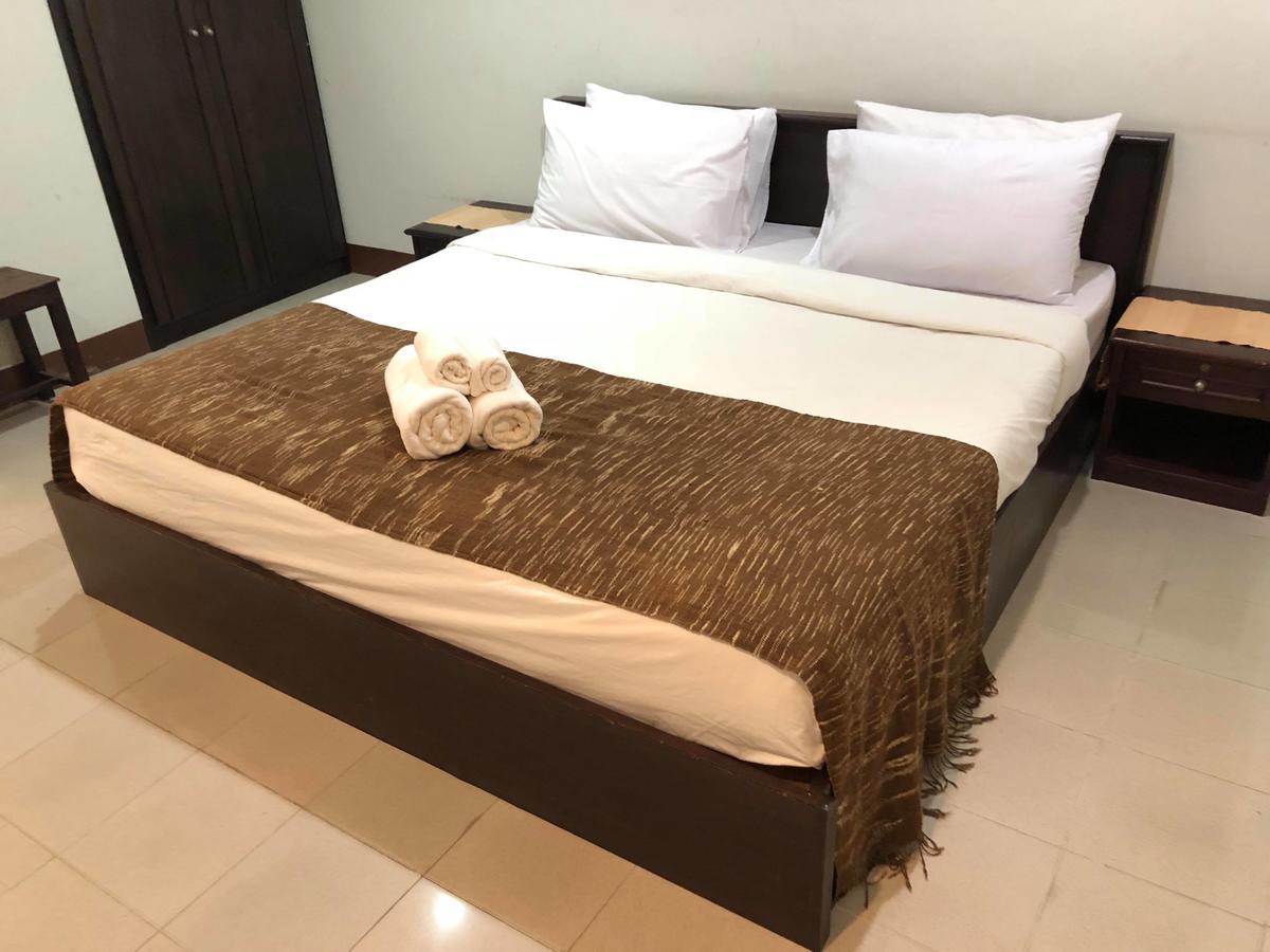 Vipa House Hotel Chiang Mai Ngoại thất bức ảnh