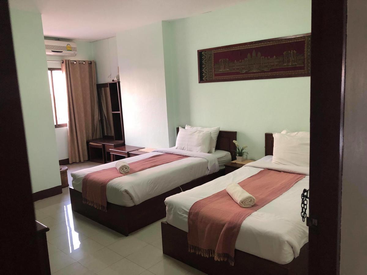 Vipa House Hotel Chiang Mai Ngoại thất bức ảnh