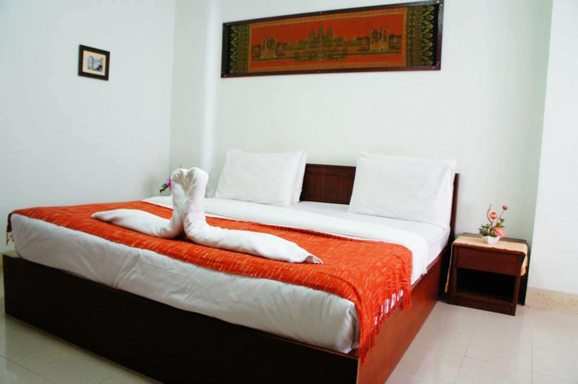 Vipa House Hotel Chiang Mai Ngoại thất bức ảnh