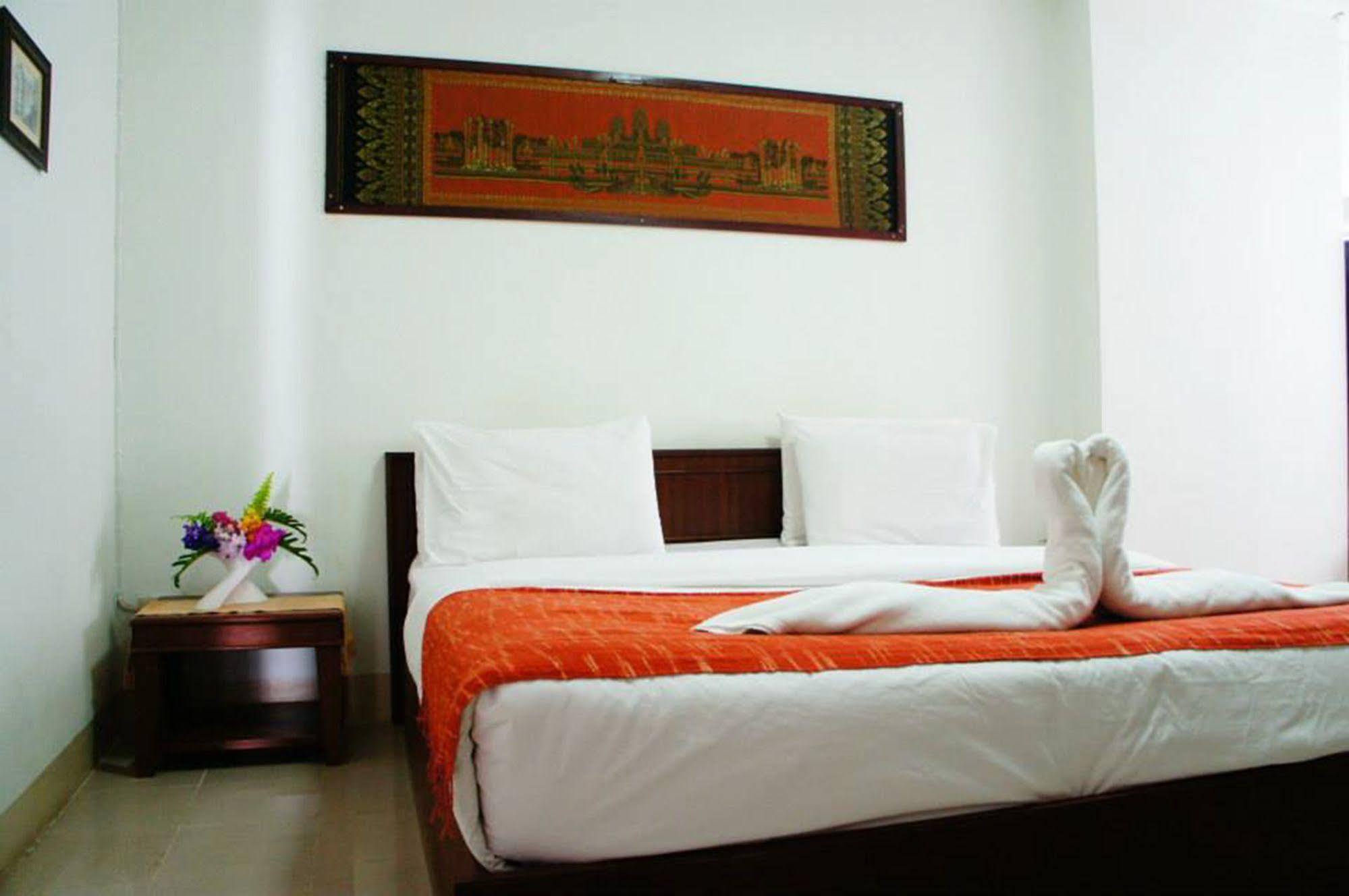 Vipa House Hotel Chiang Mai Ngoại thất bức ảnh