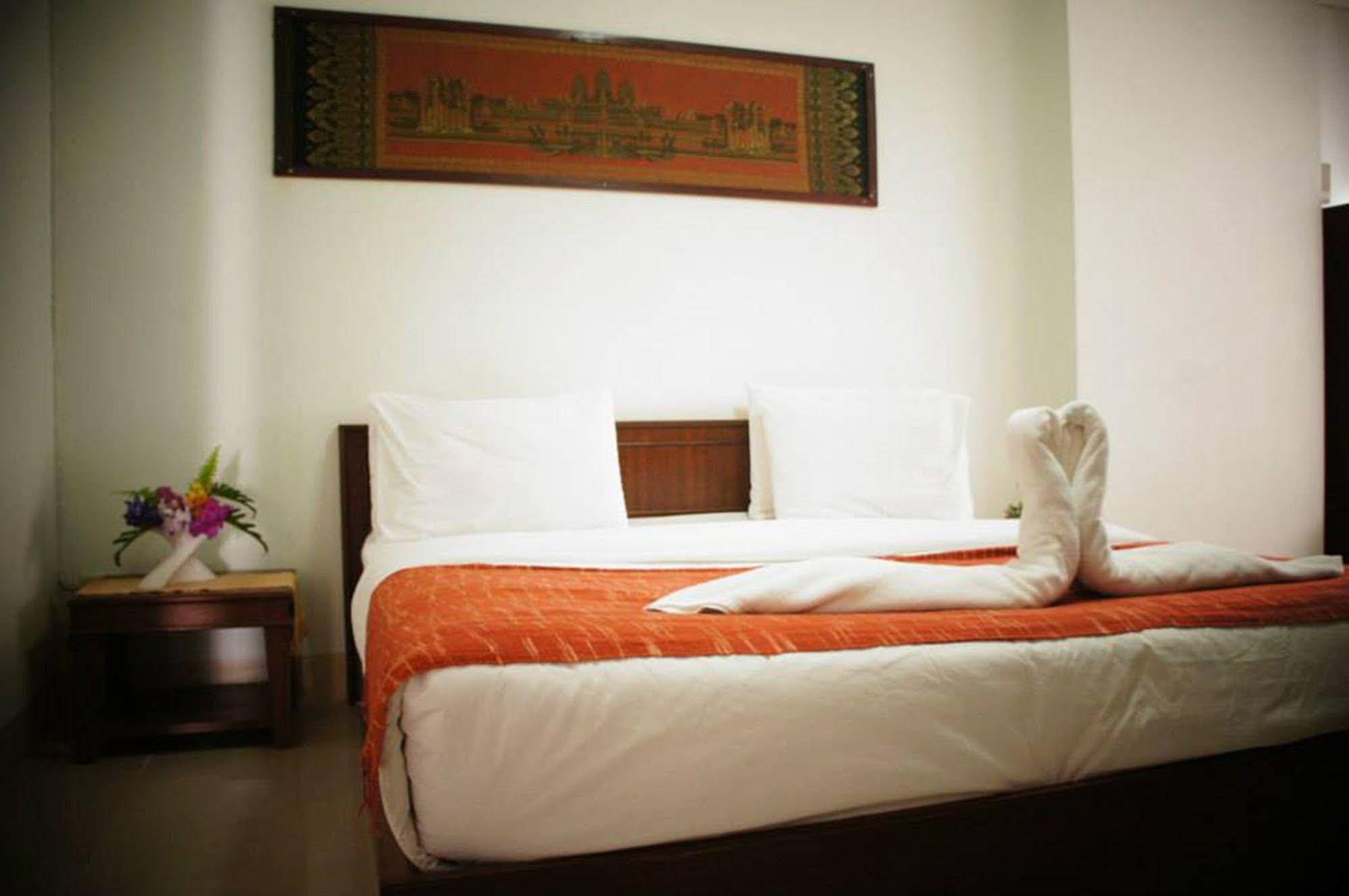 Vipa House Hotel Chiang Mai Ngoại thất bức ảnh